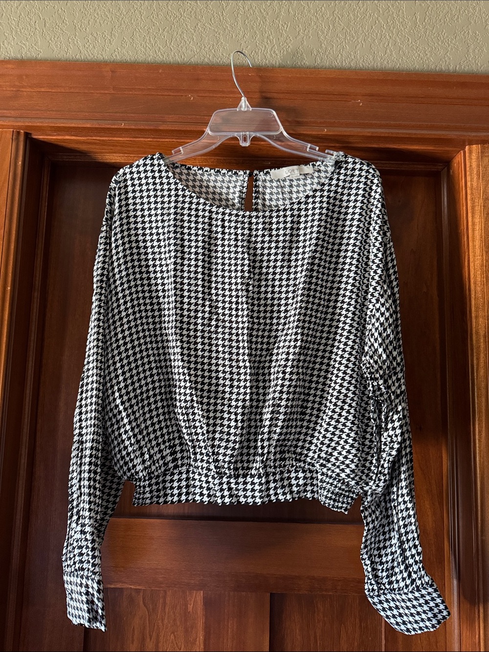 NWT Loft top size medium.